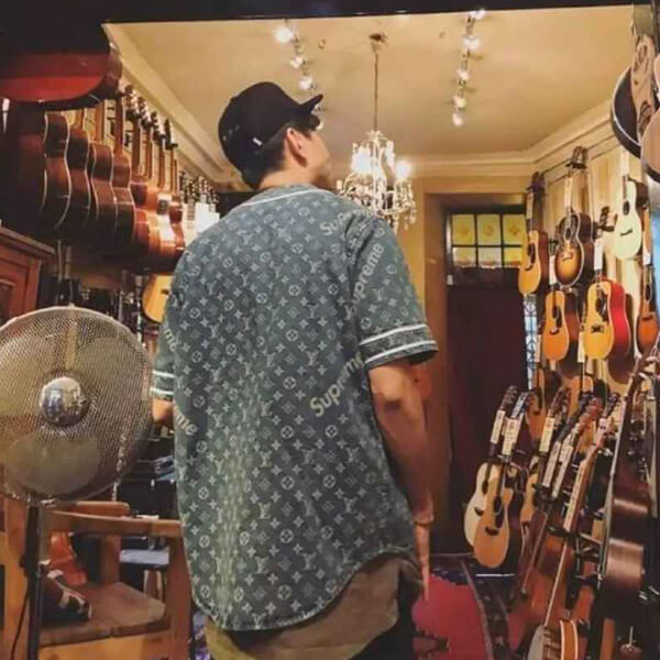 ルイヴィトン×シュプリーム コピー ベースボールシャツ ブルー 1A3F9U MONOGRAM ルイヴィトン×シュプリーム ×BASEBALL