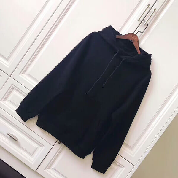 バレンシアガ パーカー コピー バレンシアガ パーカーフーディ ロゴ パーカー フーディ スーパーコピー