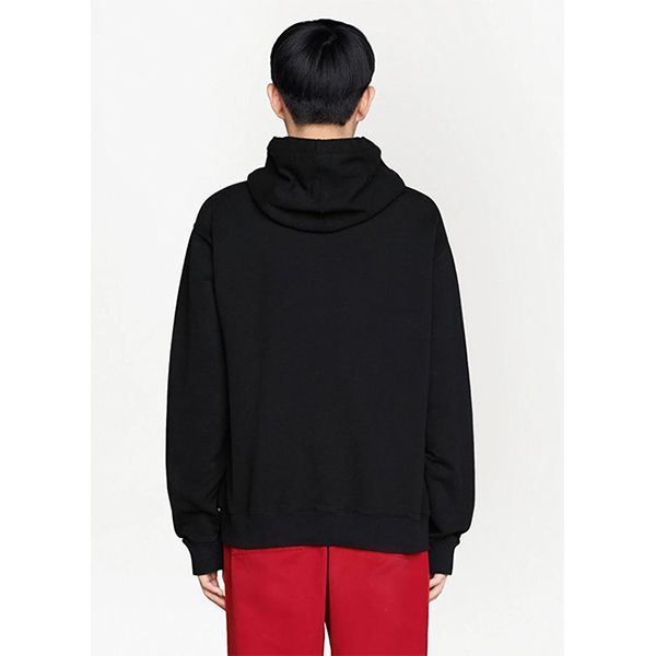 グッチ パーカー偽物フレイヤ?ハルタス “ICCUG” アニマルプリント