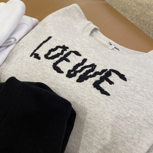 【新作で完売目前!】ロエベ エンブロイダリー スウェットシャツ コピー