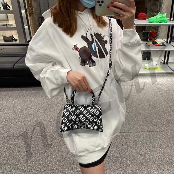 バレンシアガ#リトルOXジップ付きパーカー/フーディ 2101-164-0126NY