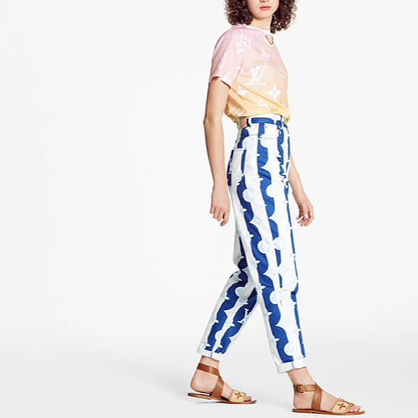 襟元のチェーンがポイント?ルイヴィトン☆モノグラム オンブレ Tシャツ☆1A8RPE