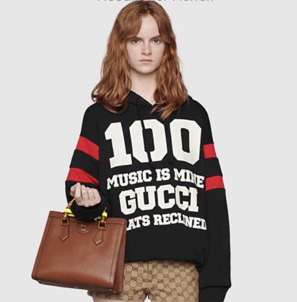 新作グッチ 100周年記念 パーカー 偽物!!