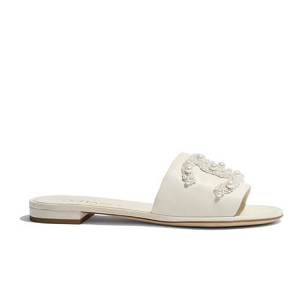 シャネル サンダル コピー 春夏新作 ミュール アイボリー バール CC フラット ラム 人気