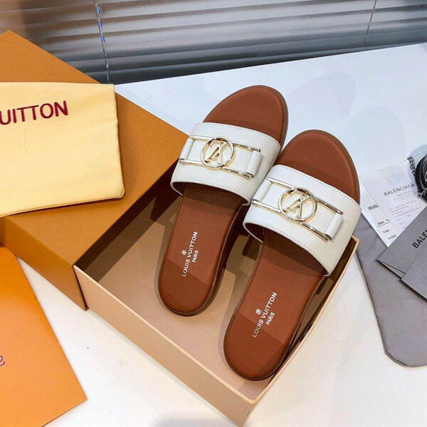 ルイヴィトン サンダル コピー 足元おしゃれ♪LVドーフィーヌ☆ロックイット ライン ミュール