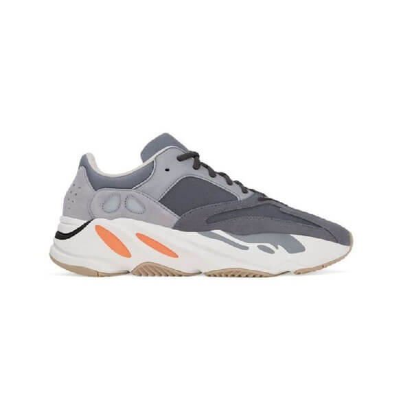 アディダス 激レア ☆ 入手困難 超限定 Yeezy 偽物 Wave Runner 700 OG FV9922