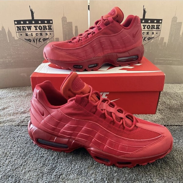 日本未発売モデル ナイキ エアマックス 95 RED 偽物 CQ9969-600 CQ9969 600