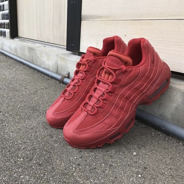 日本未発売モデル ナイキ エアマックス 95 RED 偽物 CQ9969-600 CQ9969 600