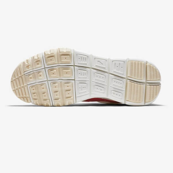 先行発売!トムサックスコラボ!Tom Sachs x ナイキ偽物 Mars Yard 2.0