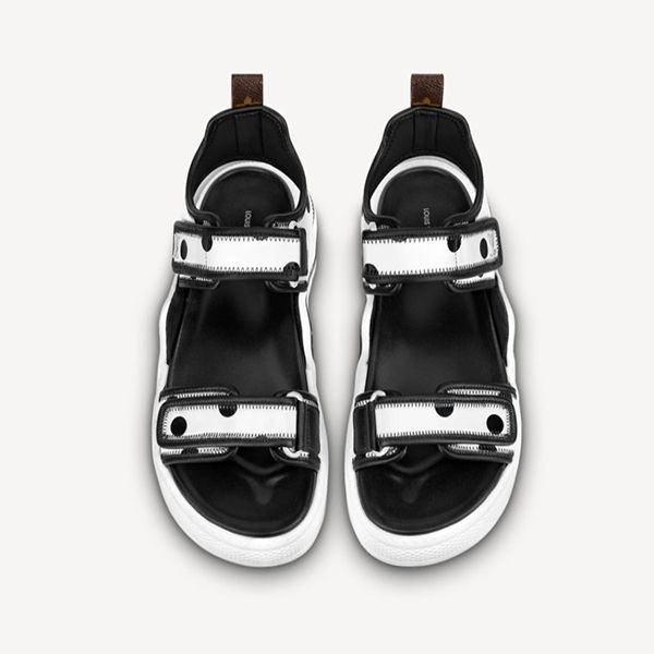 【夏にピッタリ】ルイヴィトン アークライトラインサンダル 偽物 2色1AA0PY