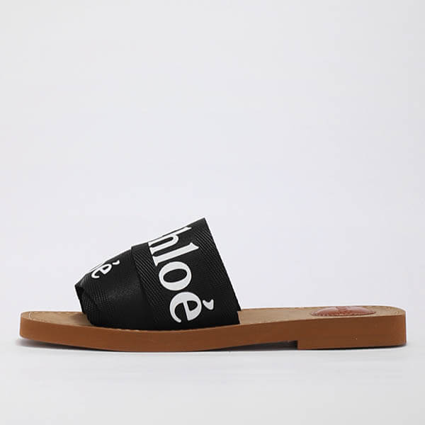 クロエ ウッディ キャンバス WOODY フラットミュール 偽物 CHC19U18808101