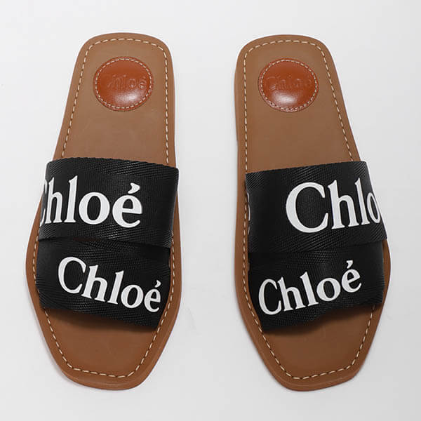 クロエ ウッディ キャンバス WOODY フラットミュール 偽物 CHC19U18808101