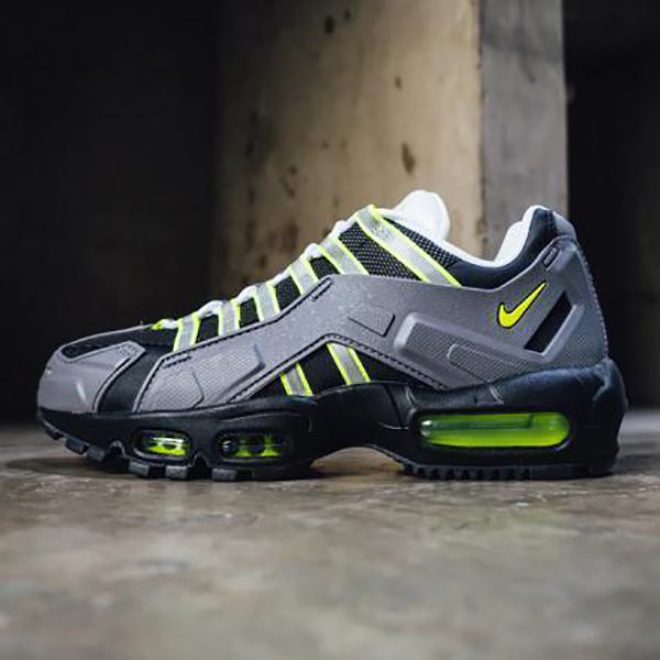 ナイキ エアマックス95 イエローグラデ 偽物 ネオン AIR MAX 95