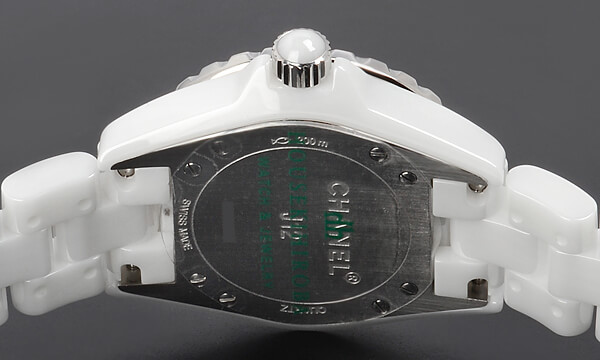 シャネルJ12 スーパーコピーH0968 33mm ホワイトセラミックブレス ホワイト