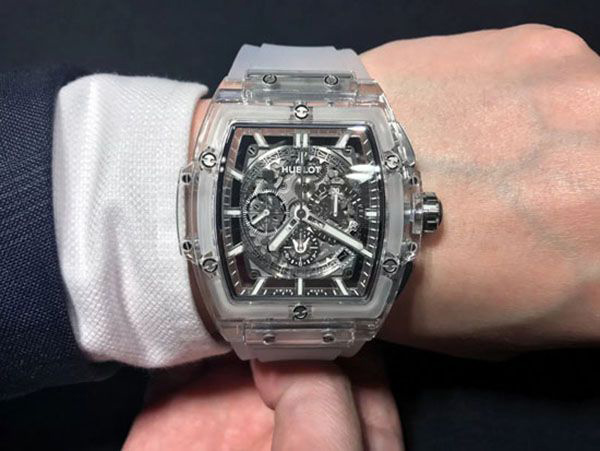 ウブロ スーパーコピー スピリット オブ ビッグバン サファイア 601.JX.0120.RT