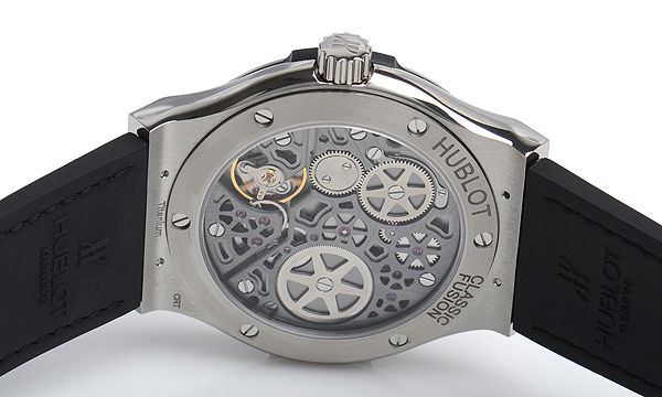 516.NX.1470.LR クラシックフュージョン パワーリザーブ8デイズチタニウム ウブロ スーパーコピー