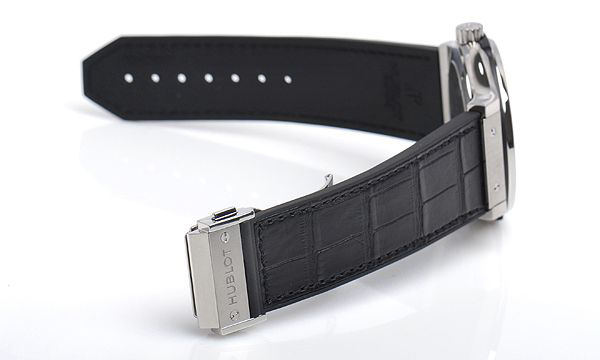 516.NX.1470.LR クラシックフュージョン パワーリザーブ8デイズチタニウム ウブロ スーパーコピー