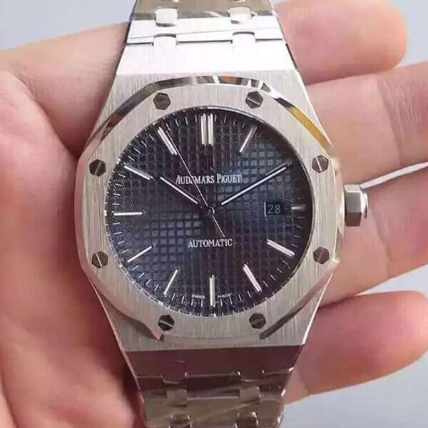 オーデマピゲ ロイヤルオーク スーパーコピー41mm 15400ST.OO.1220ST.01