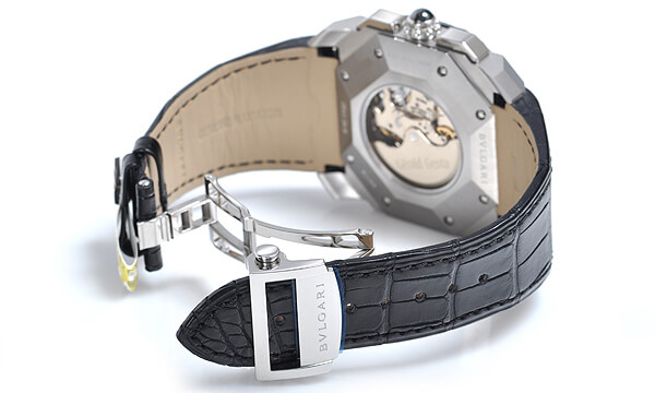 ブルガリ オクト スーパーコピーオクト クロノグラフ クアドリレトロ ジェラルドジェンタ BGO45BSCLDCHQR