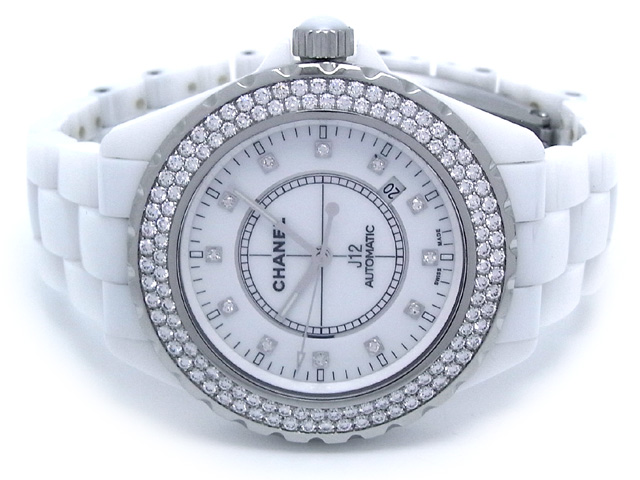 シャネルJ12 スーパーコピーH2013 ホワイトセラミックブレス 12Pダイヤ ベゼルダイヤ ホワイト