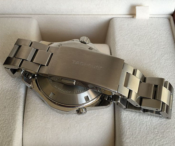 タグホイヤー アクアレーサー スーパーコピーWAK2110.BA0830 キャリバー5 500M ブラック