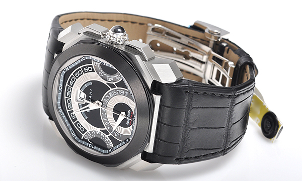 ブルガリ オクト スーパーコピーオクト クロノグラフ クアドリレトロ ジェラルドジェンタ BGO45BSCLDCHQR