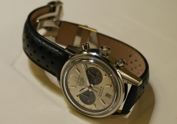 タグホイヤー カレラ スーパーコピーキャリバー18クロノグラフ テレメーターグラスボックス CAR221A.FC6353