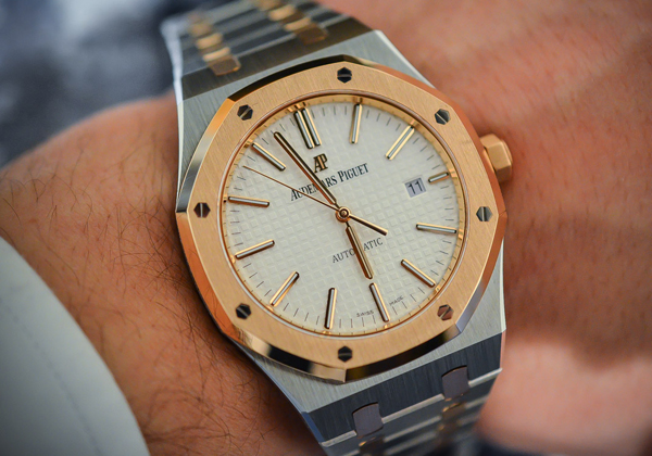 オーデマピゲ ロイヤルオーク スーパーコピー41mm 15400SR.OO.1220SR.01