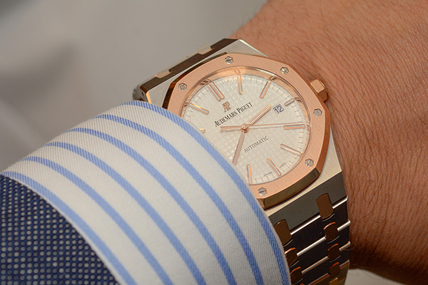 オーデマピゲ ロイヤルオーク スーパーコピー41mm 15400SR.OO.1220SR.01